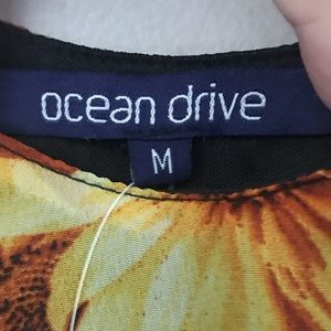 Ocean Drive Other - ocean drive sunflower top Ocean Drive Other - ocean drive sunflower top